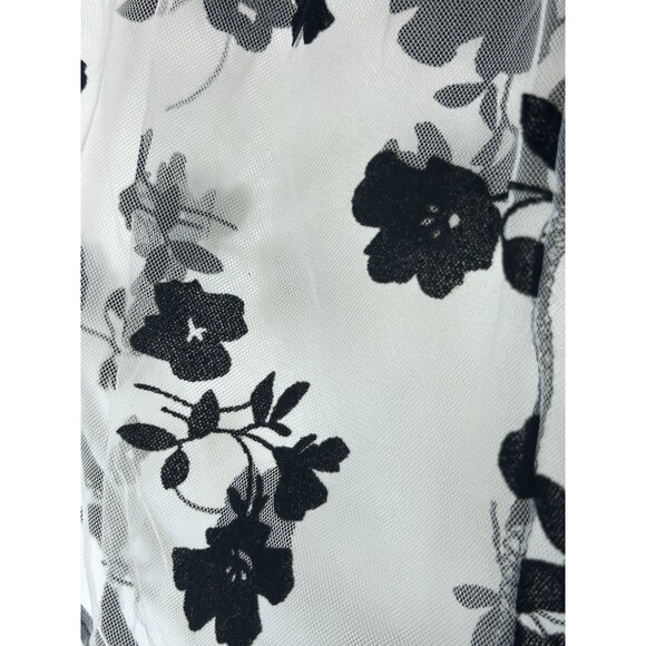 Unbranded Womens Large White Mesh Burnt Out Black Velvet Floral Bow Shorts - Picture 7 of 9